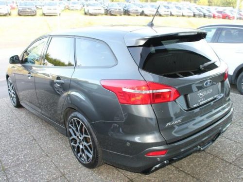 FORD  Focus ST-Line, Magnetic-Grau (Metallic)